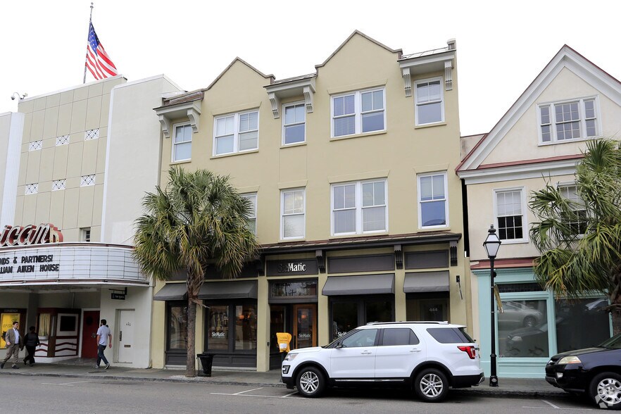 444 King St, Charleston, SC 29403 Retail For Lease