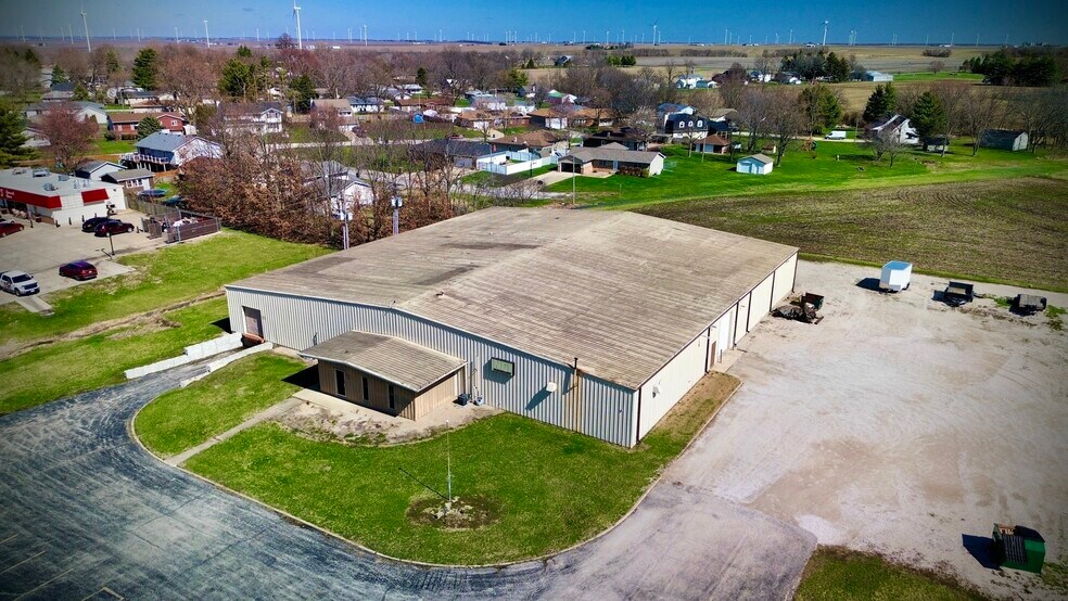 More Photos Of 160 N State Highway 121, Warrensburg Warehouse For Lease