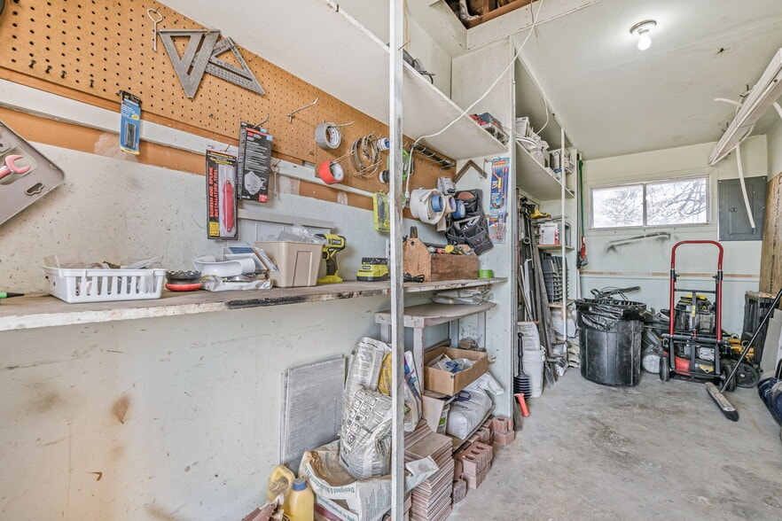 More Photos Of Falcon Motel, Stinnett Hotel For Sale