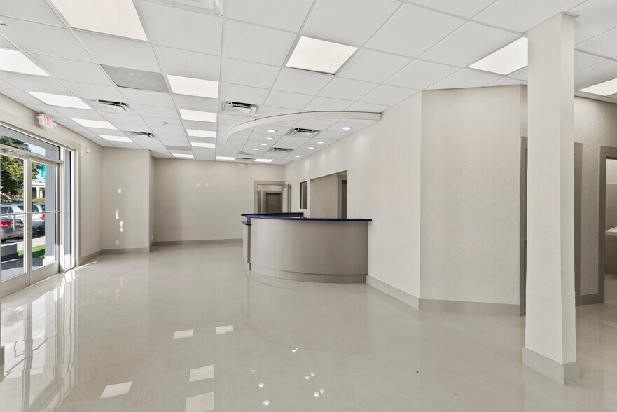 More Photos Of 431 N Kirkman Rd, Orlando Medical For Lease