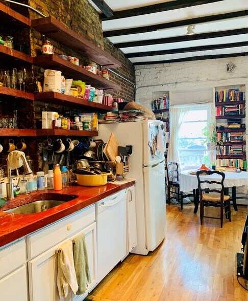 More Photos Of 98 Moore St, Brooklyn Storefront Retail Residential For Sale