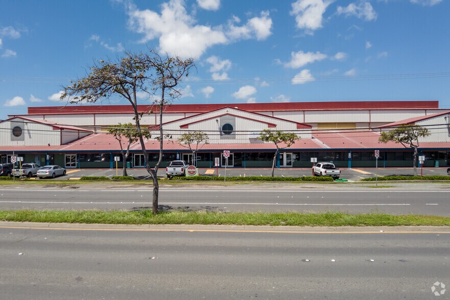 More Photos Of 120 Sand Island Access Rd, Honolulu Warehouse For Lease