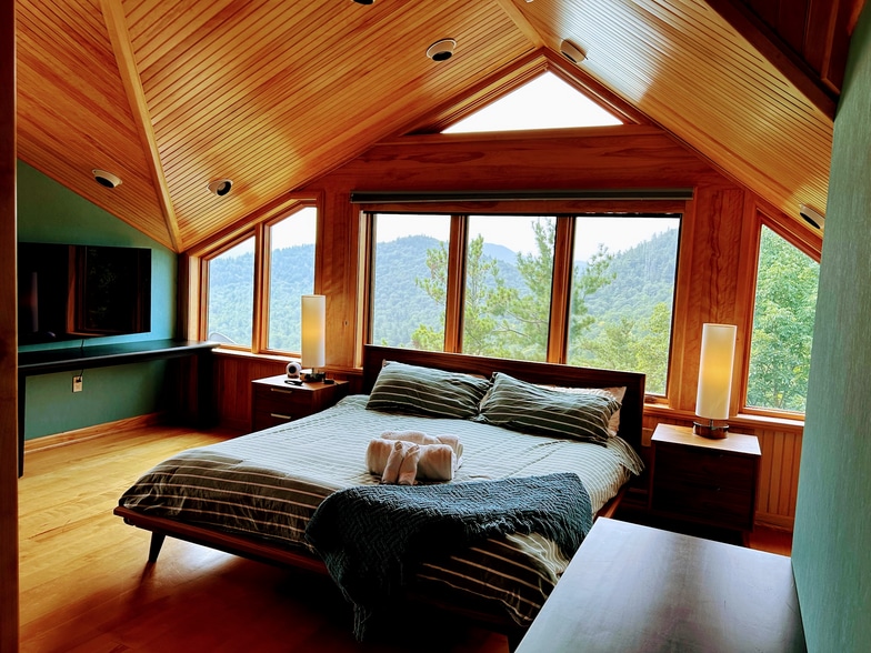 More Photos Of 6394 NY-86, Jay Hotel For Sale