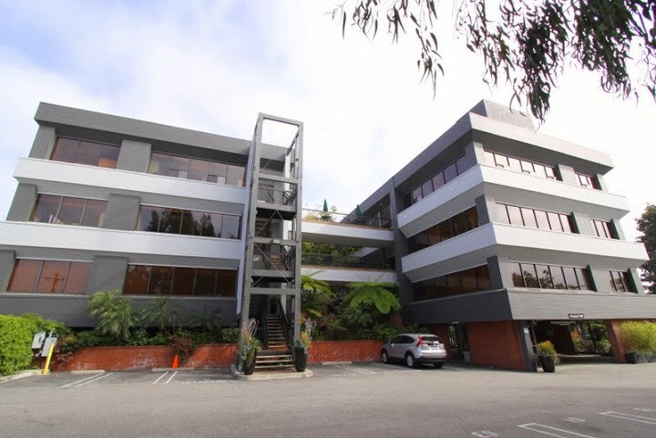 More Photos Of 11965 Venice Blvd, Los Angeles Loft Creative Space For Lease