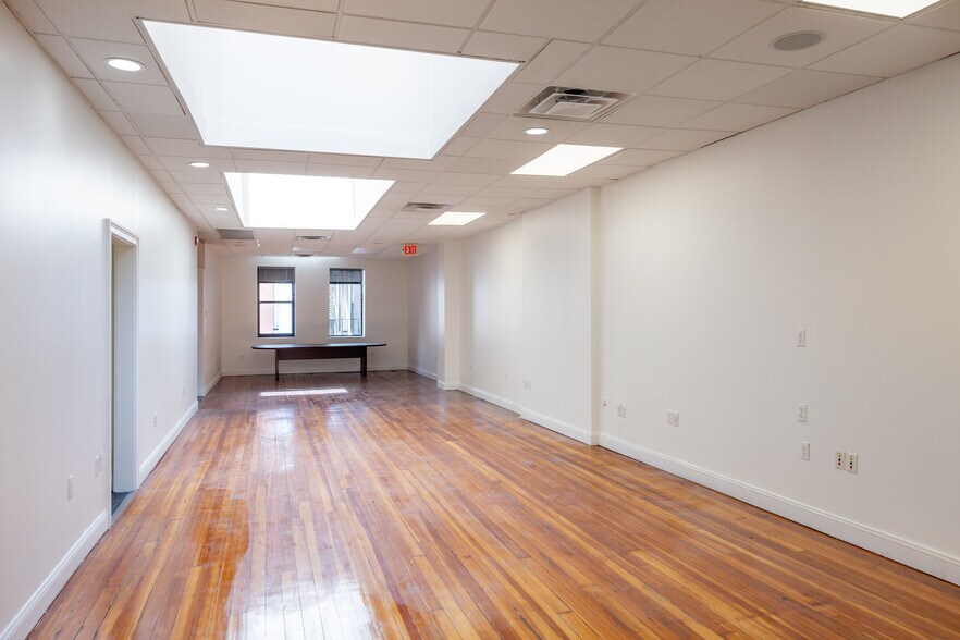 More Photos Of 76 Summer St, Boston Office For Lease