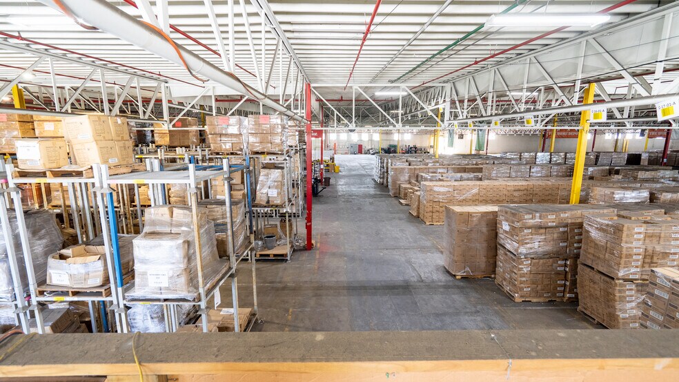 More Photos Of 70 Industrial Dr, Cartersville Warehouse For Sale