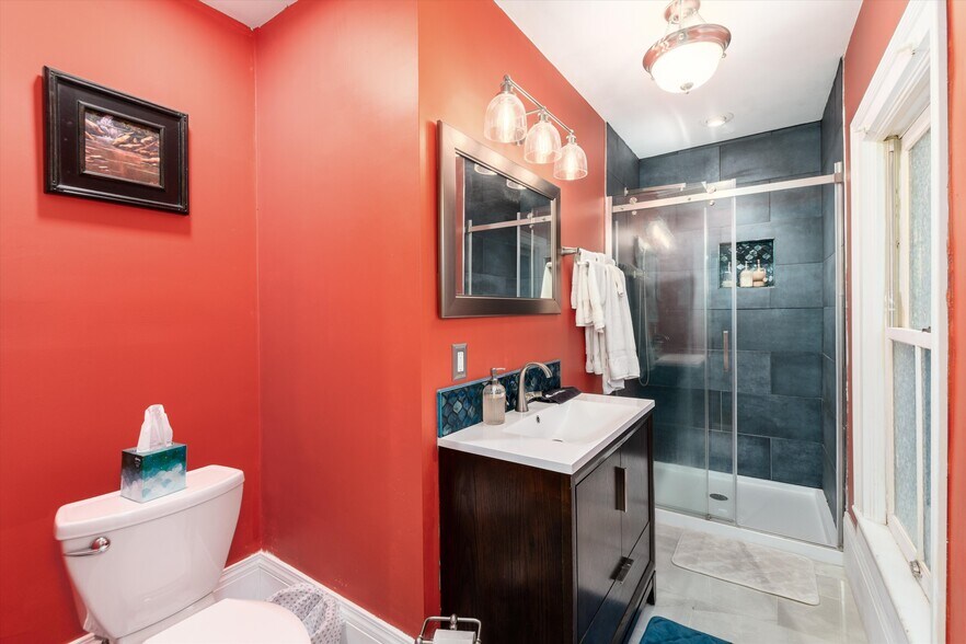 More Photos Of 200 Rose St, Georgetown Hospitality For Sale