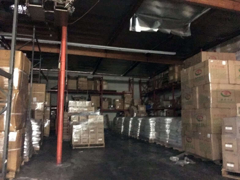 More Photos Of 1107 E 7th St, Los Angeles Manufacturing For Lease