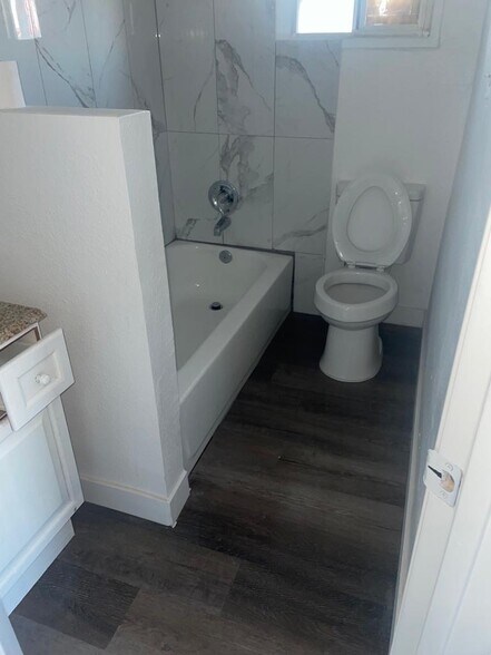 More Photos Of 2002 W Jefferson St, Phoenix Apartments For Sale