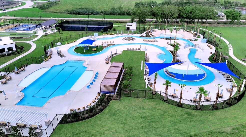 More Photos Of 10603 CASCADE CREEK DR, Rosharon Multifamily For Sale