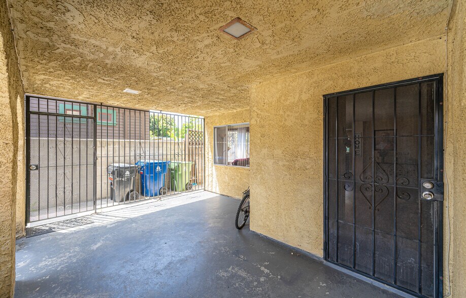 More Photos Of 1745 S Harvard Blvd, Los Angeles Apartments For Sale