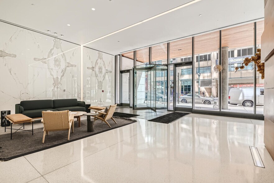 More Photos Of 2001 16th St, Denver Office For Lease