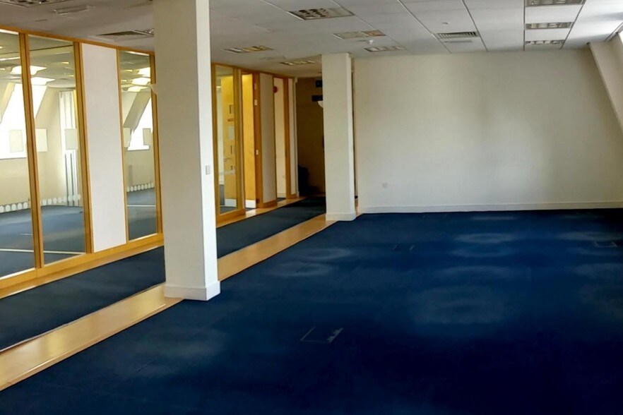 More Photos Of 1 East Parade, Sheffield Office For Sale