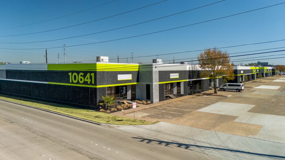 More Photos Of 10631 Harwin Dr, Houston Unknown For Lease