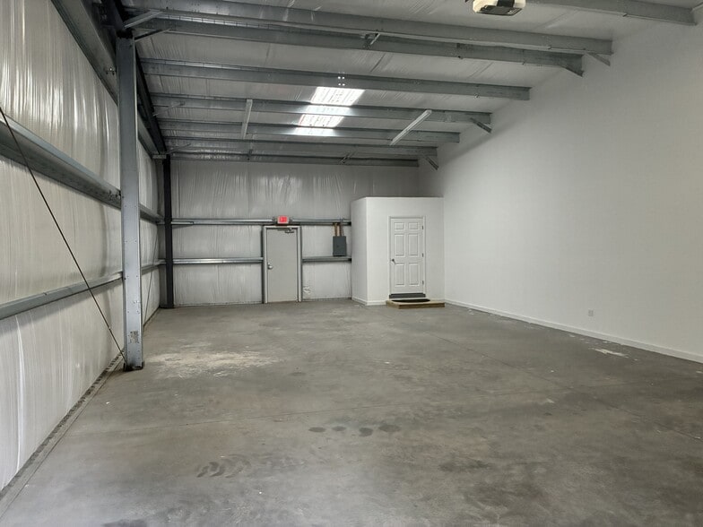 More Photos Of 124 Marine Dr, Edenton Industrial For Lease