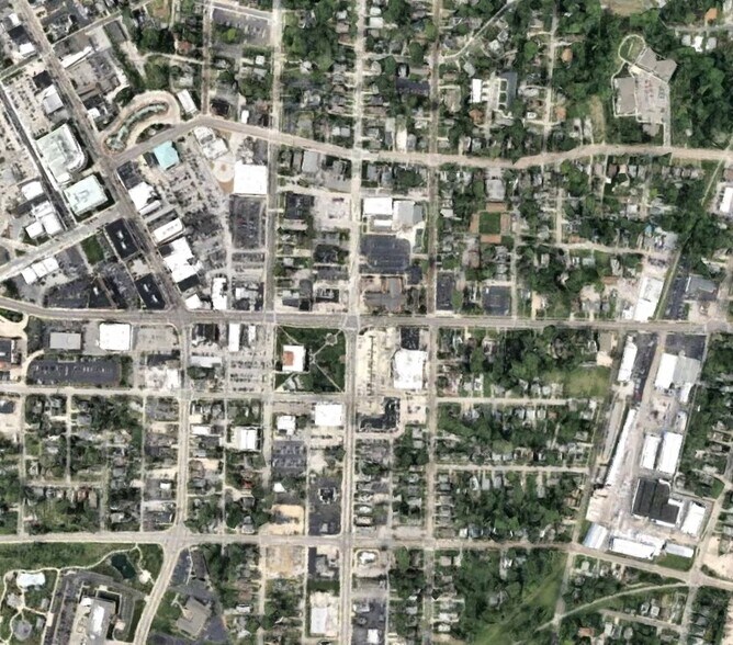 More Photos Of 216-220 S Buchanan St, Edwardsville Land For Sale