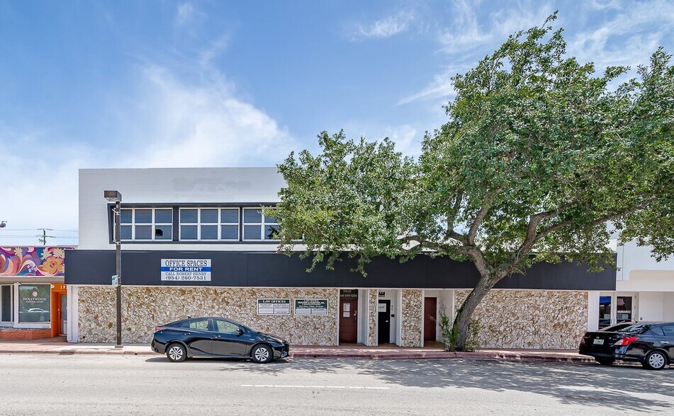 More Photos Of 1930-1934 Tyler St, Hollywood Office For Lease