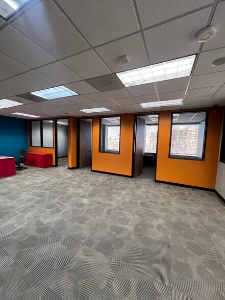 More Photos Of 5900 Canoga Ave, Woodland Hills Office For Lease