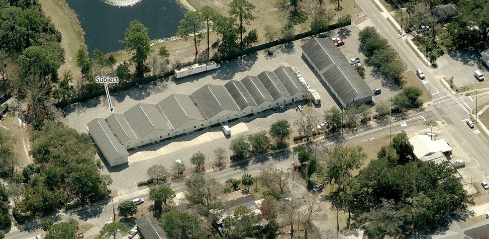 More Photos Of 555 8th St, Daytona Beach Distribution For Sale