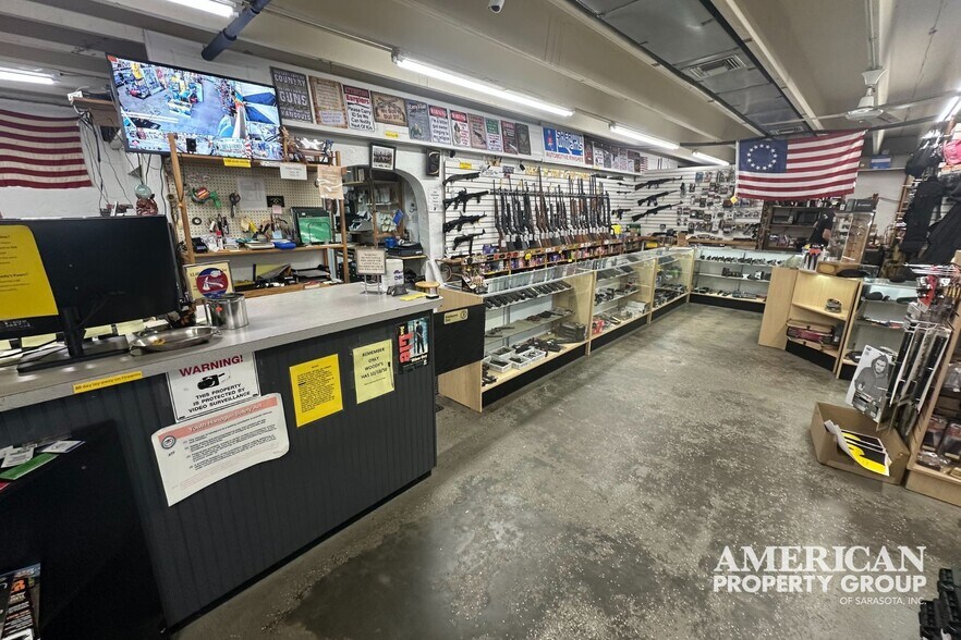 More Photos Of 5218 Duncan Rd, Punta Gorda Warehouse For Sale