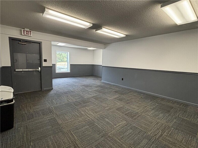 More Photos Of 3178 Rt 219, Kane Medical For Lease