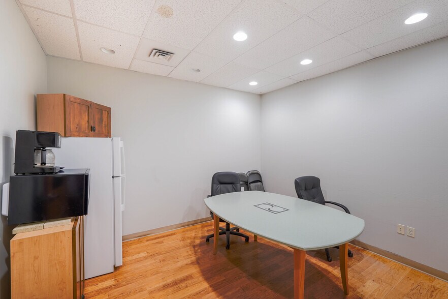 More Photos Of 105 Rocky Cliff Ln, Kalispell Industrial For Sale