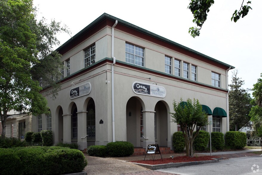 Primary Photo Of 500 Centre St, Fernandina Beach Office For Sale