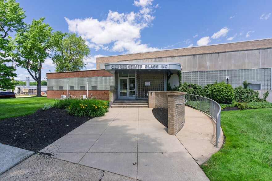 More Photos Of 537 Crystal Ave, Vineland Office For Sale