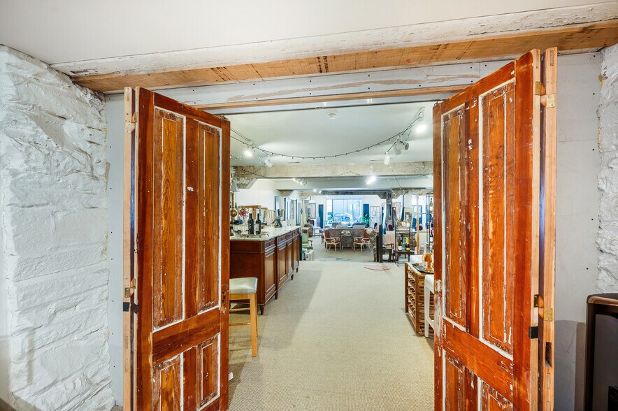 More Photos Of 107 13th St, Lynchburg Warehouse For Sale