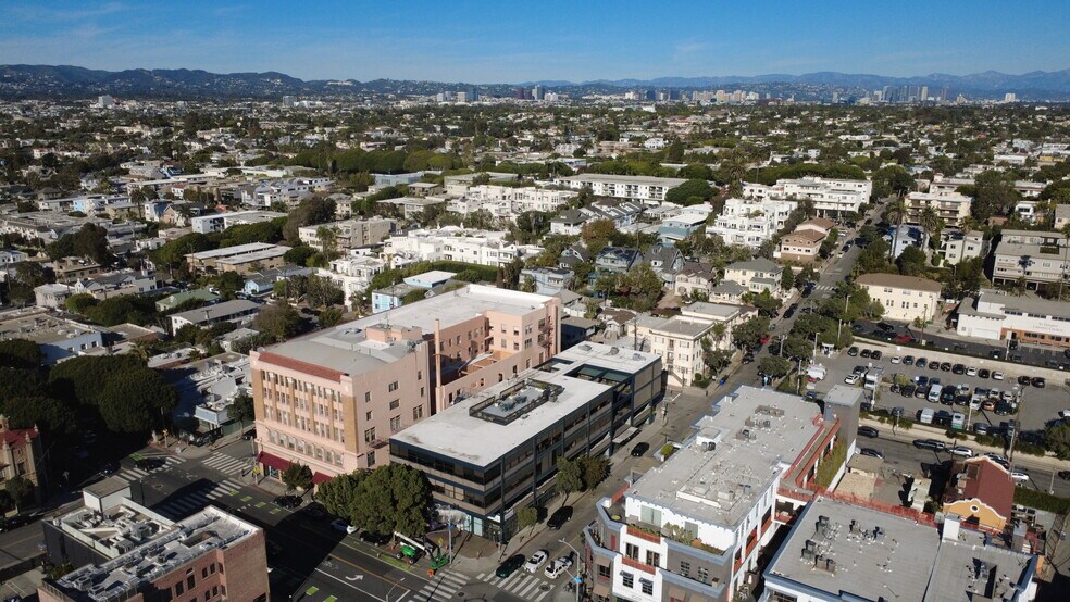 More Photos Of 3015 Main St, Santa Monica Loft Creative Space For Lease