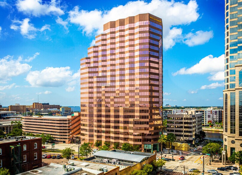 Primary Photo Of 100 S Ashley Dr, Tampa Coworking Space