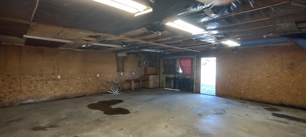 More Photos Of 119 W Main St, Youngsville Freestanding For Lease
