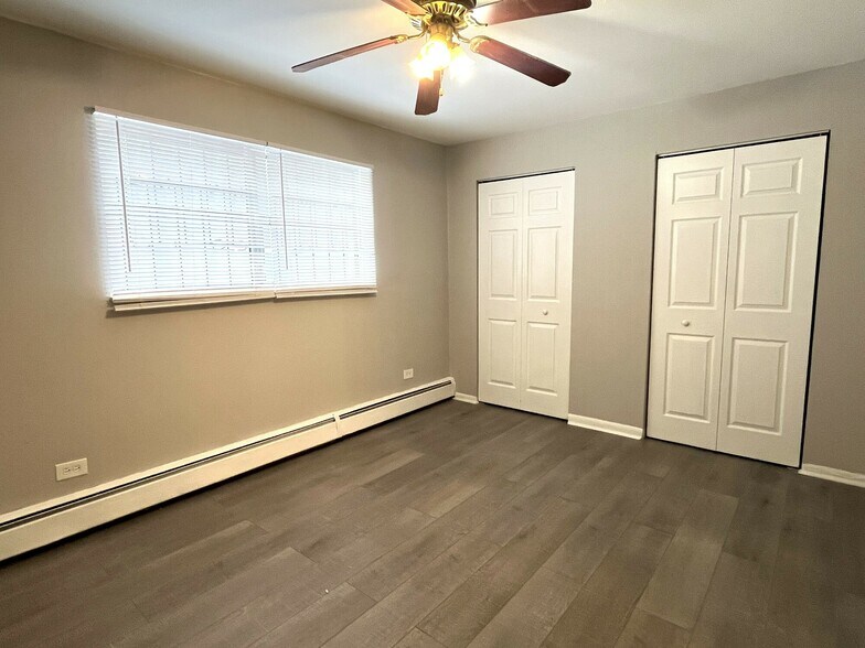 More Photos Of 445-459 E 107th St, Chicago Apartments For Sale