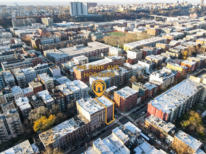 More Photos Of 746 Park Ave, Hoboken Storefront Retail Residential For Lease