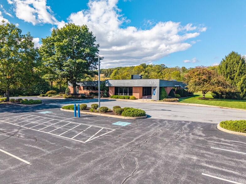Primary Photo Of 475 N Weaber St, Annville Office For Sale