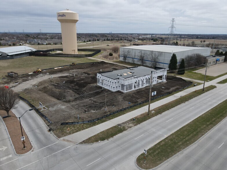 More Photos Of 5780 West Parkway, Johnston General Retail For Lease
