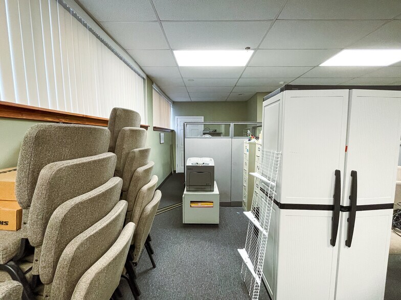 More Photos Of 2-8 Hawley St, Binghamton Hotel For Lease