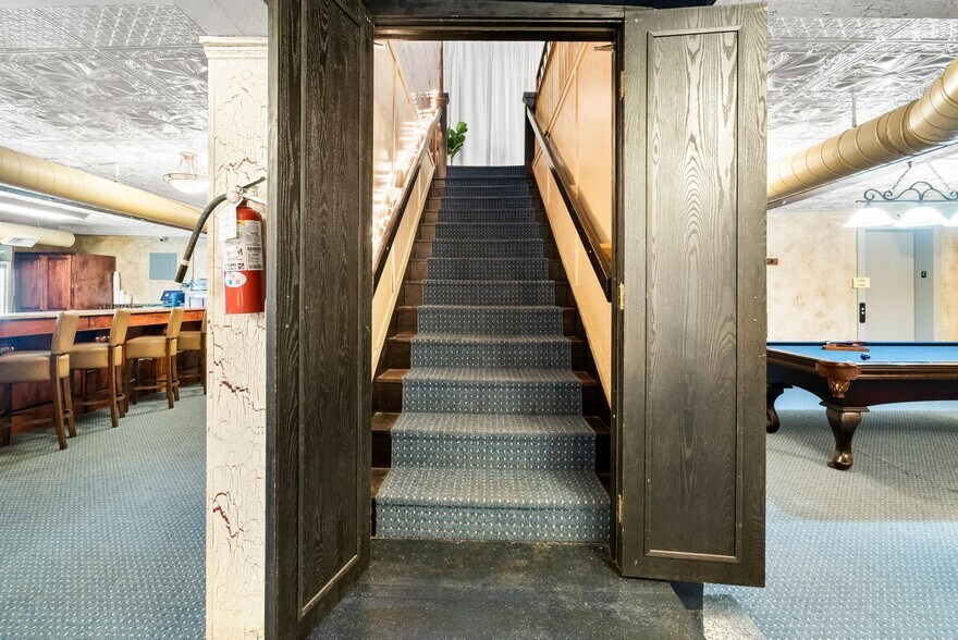 More Photos Of 100 N Texas St, De Leon Storefront Retail Office For Sale