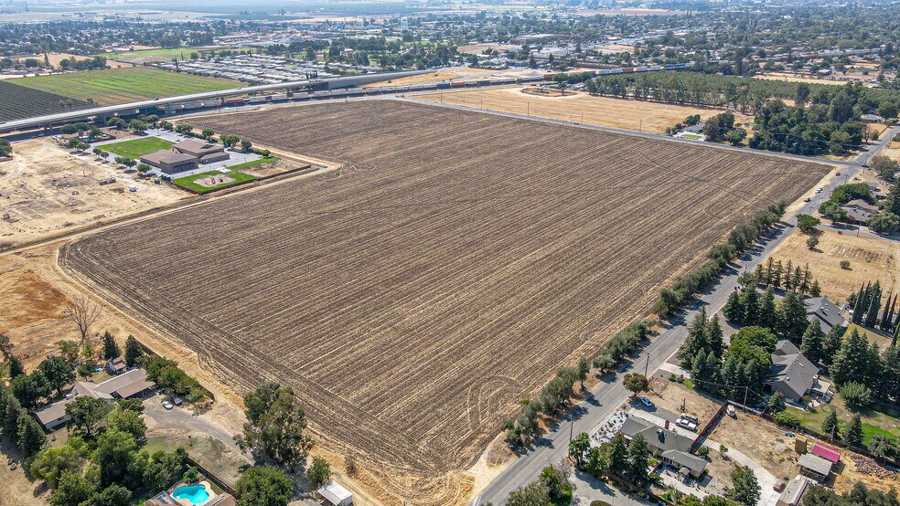 More Photos Of 41 Acres Stretch, McKee & Santa Fe, Merced Land For Sale
