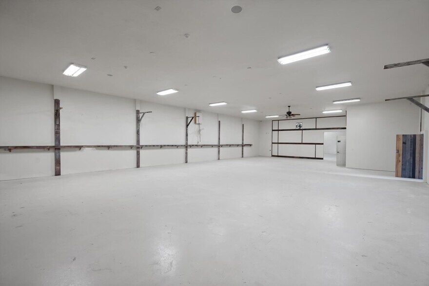 More Photos Of 2400 9th St W, Columbia Falls Freestanding For Sale