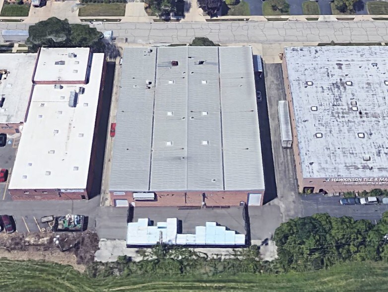 More Photos Of 189 Seegers Ave, Elk Grove Village Manufacturing For Lease