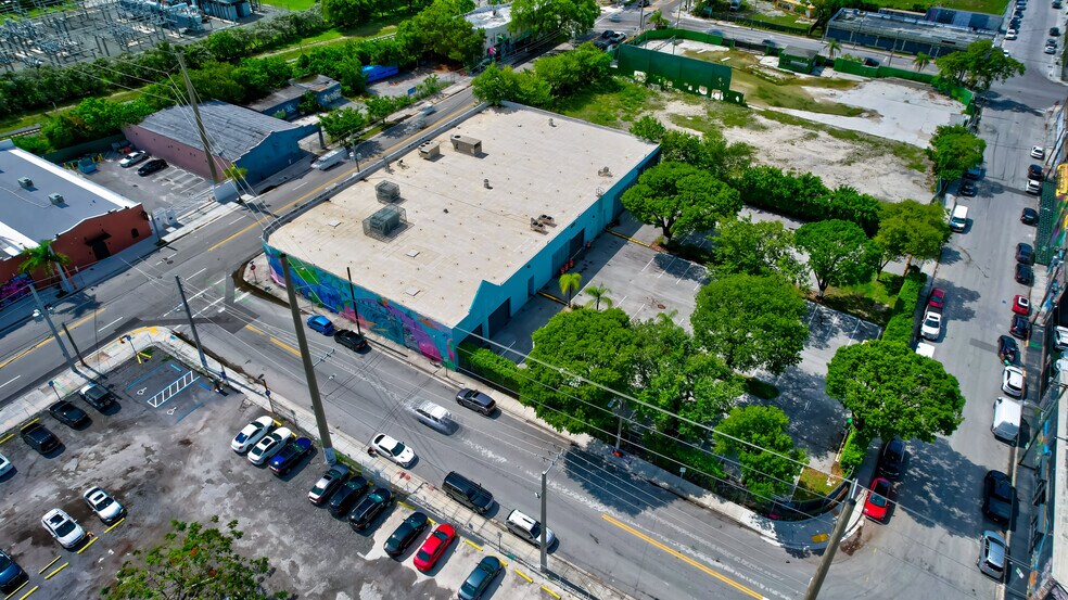 More Photos Of 2050-2090 N Miami Ave, Miami Freestanding For Lease