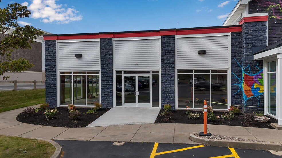 More Photos Of 3560 Mckinley Pky, Buffalo Restaurant For Lease