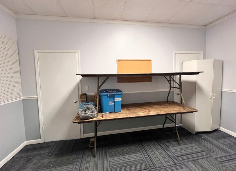 More Photos Of 703 N Main St, LaFayette Religious Facility For Sale