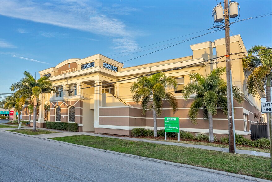 More Photos Of 501 S Lincoln Ave, Clearwater Medical For Lease