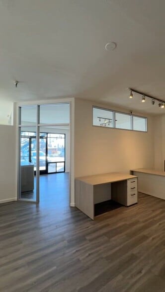 More Photos Of 444 Airport Blvd, Watsonville Light Distribution For Lease