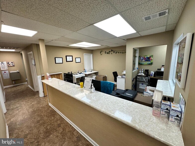 More Photos Of 6275 Franconia Rd, Alexandria Healthcare For Lease