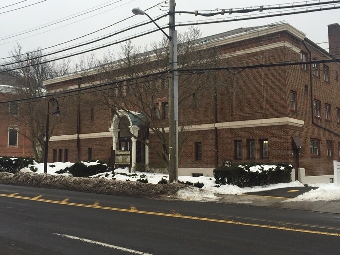 More Photos Of 18 Ashford Ave, Dobbs Ferry Medical For Sale