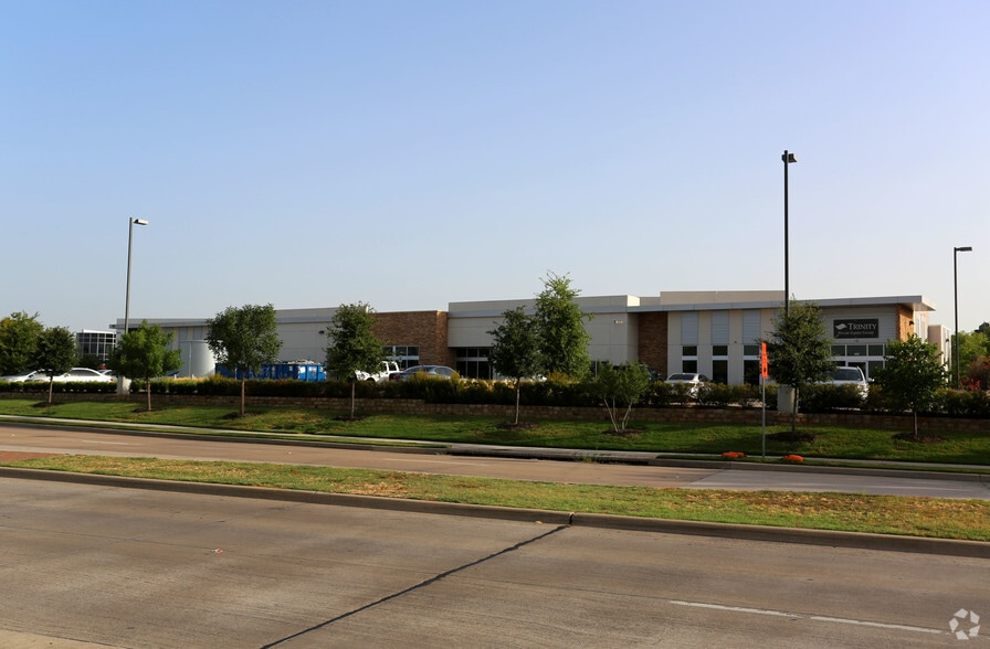 Primary Photo Of 935 S Kimball Ave, Southlake Light Manufacturing For Lease