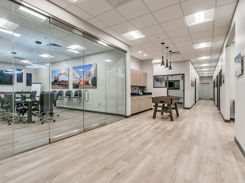 More Photos Of 8890 S Sunnylane Rd, Oklahoma City Flex For Sale